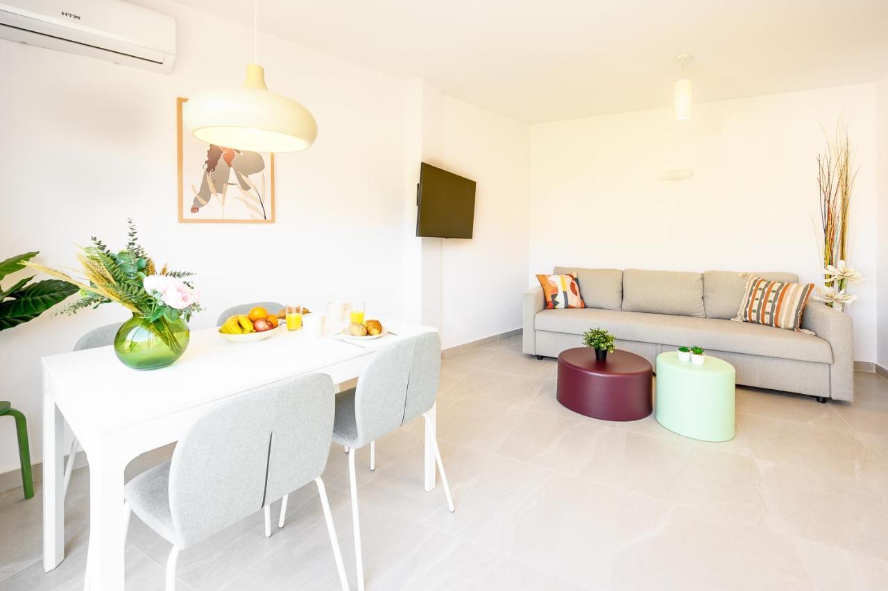2 Bedroom, New, 1 Min To The Beach, City Center- Picasso By 10Tosea فوينخيرولا المظهر الخارجي الصورة